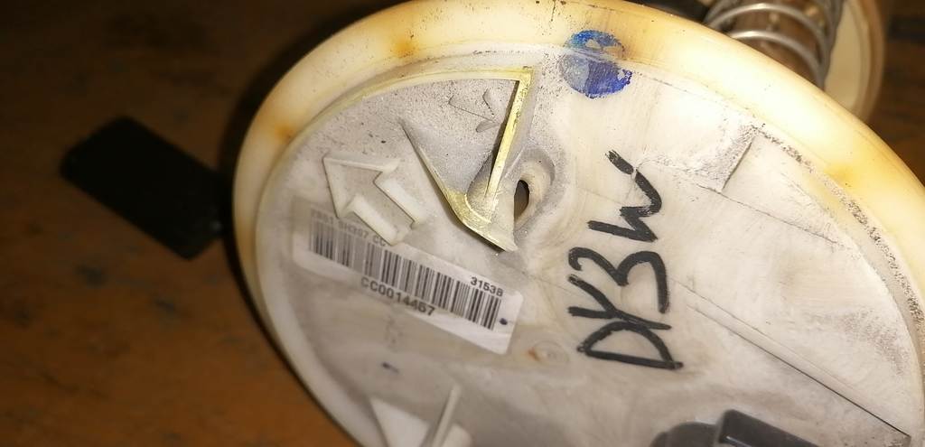 бензонасос Mazda Demio 3