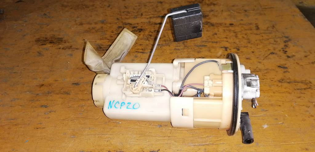 бензонасос Toyota Funcargo 0