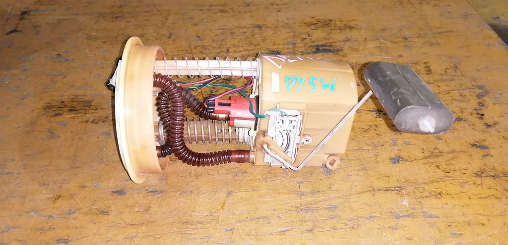 бензонасос Mazda Demio 0