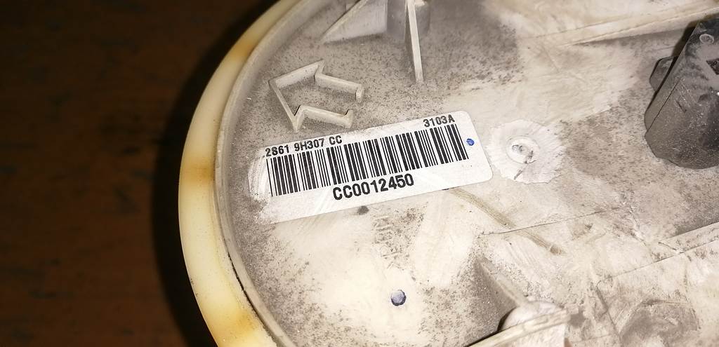 бензонасос Mazda Demio 3