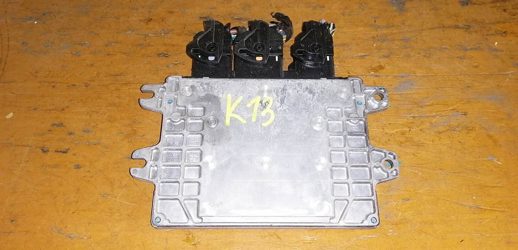 блок управления двс Nissan March 0