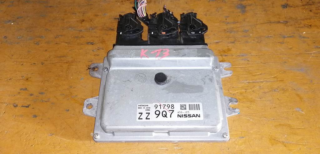 блок управления двс Nissan March 0