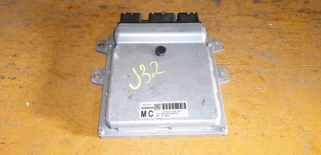 блок управления двс Nissan Teana 0