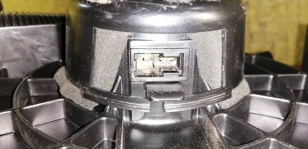 мотор печки Subaru Impreza 3