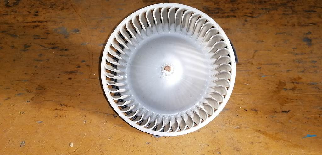 DEMIO DY5W МОТОР ПЕЧКИ Mazda Demio 4