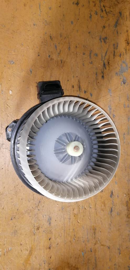 мотор печки Honda Freed 3