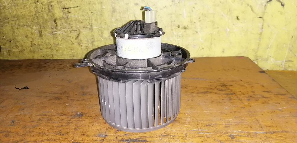 мотор печки Mitsubishi Pajero Mini 0