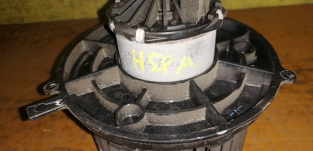 PAJERO MINI H58A МОТОР ПЕЧКИ Mitsubishi Pajero Mini 1