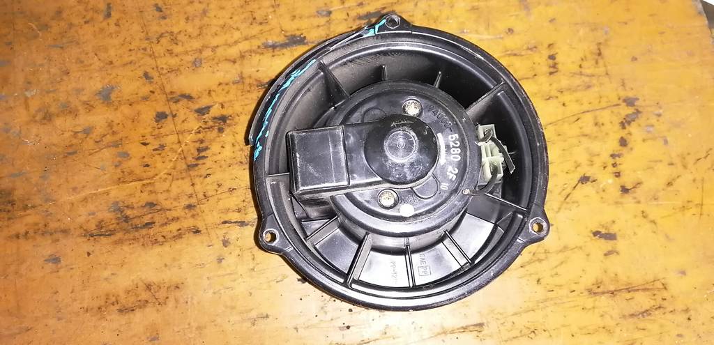 COLT Z21A МОТОР ПЕЧКИ ДЕФЕКТ Mitsubishi Colt 1