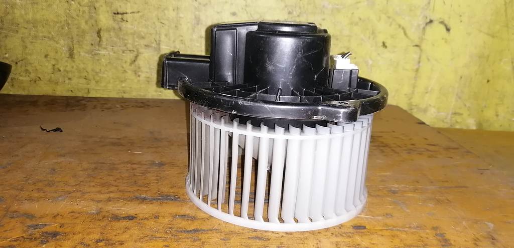 мотор печки Subaru Impreza 3