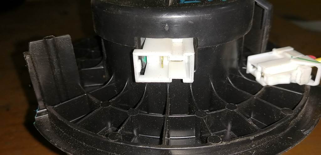 мотор печки Nissan Note 3