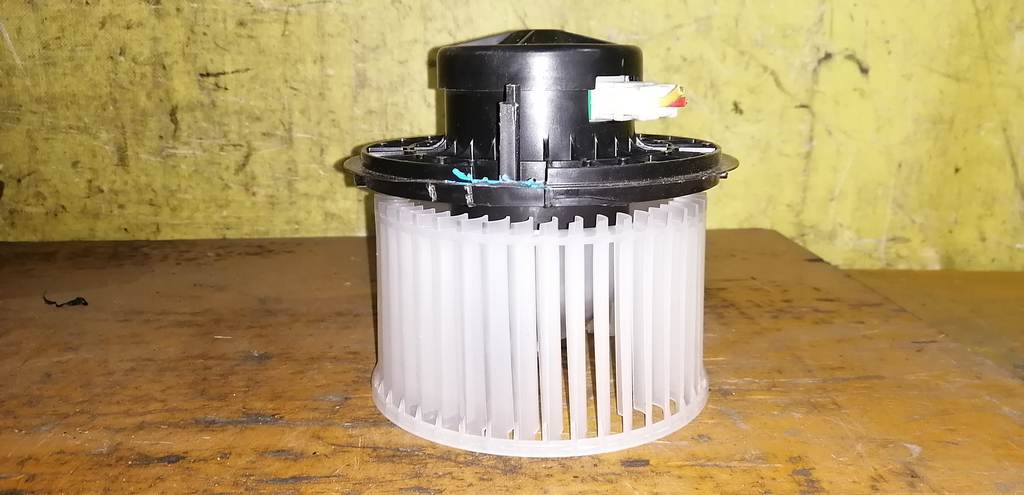 NOTE E11 МОТОР ПЕЧКИ ДЕФЕКТ Nissan Note 4