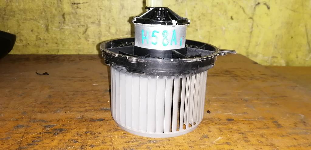 мотор печки Mitsubishi Pajero Mini 0