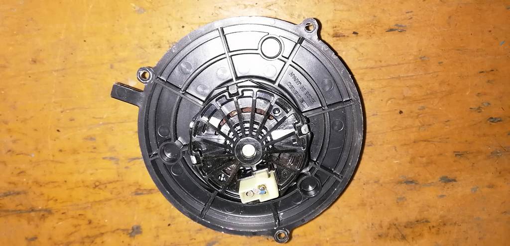 PAJERO MINI H58A МОТОР ПЕЧКИ 1 Mitsubishi Pajero Mini 1