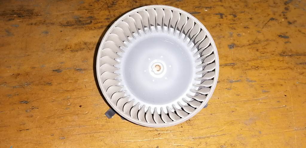 PAJERO MINI H58A МОТОР ПЕЧКИ 1 Mitsubishi Pajero Mini 4