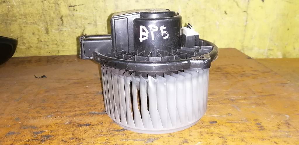 мотор печки Subaru Legacy 0