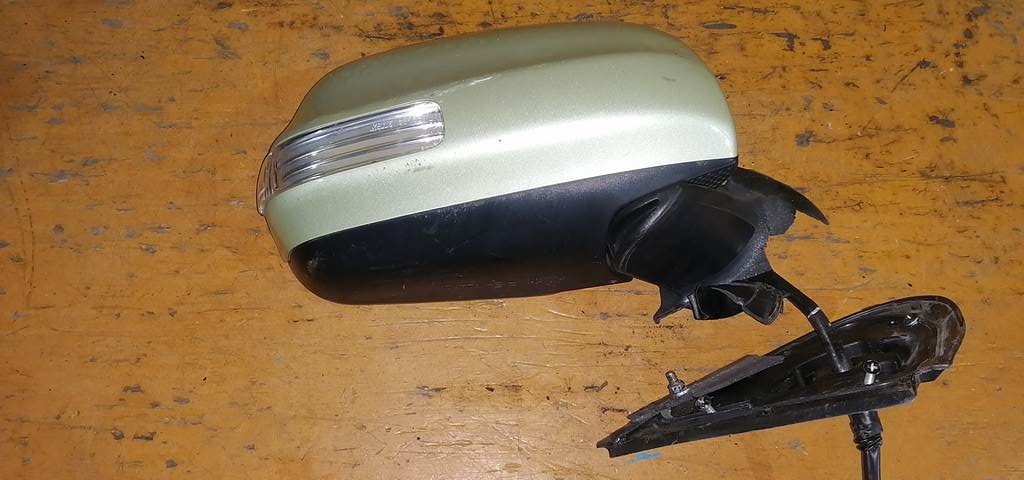 Кузов Toyota Sienta 2