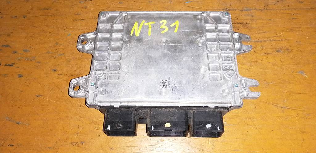 блок управления двс Nissan X-Trail 0