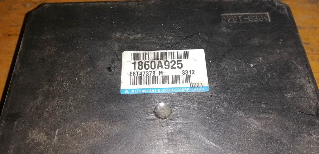 1860A925 БЛОК УПР. ДВС Mitsubishi Outlander 1
