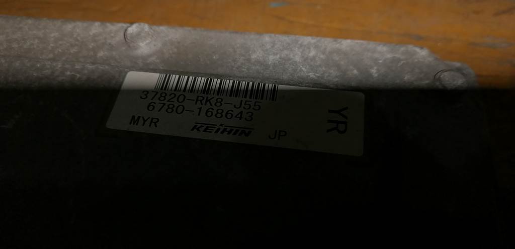 37820 RK8 J55 БЛОК УПР. ДВС Honda Freed 1