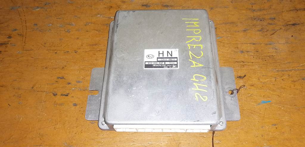 блок управления двс Subaru Impreza 0