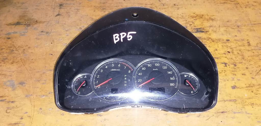 щиток приборов Subaru Legacy 0