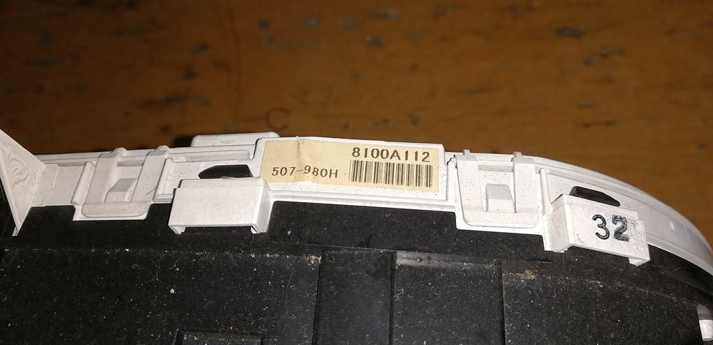 OUTLANDER CW5W ЩИТОК ПРИБОРОВ 8100A112 Mitsubishi Outlander 1