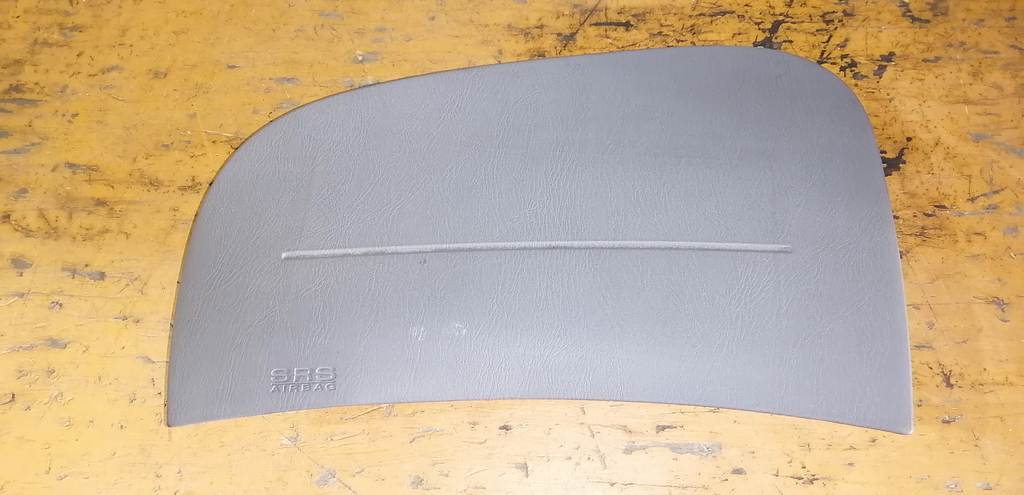 airbag пассажирский Nissan Sunny 0