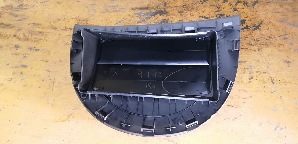 MARCH K13 НАКЛАДКА AIRBAG ПАССАЖ. Nissan March 1