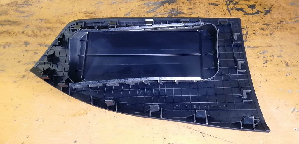 DEMIO DY3W НАКЛАДКА AIRBAG ПАССАЖ. Mazda Demio 1