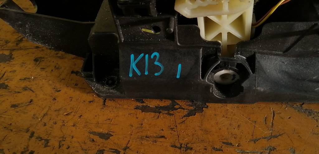 MARCH K13 СЕЛЕКТОР АКПП 1 Nissan March 1