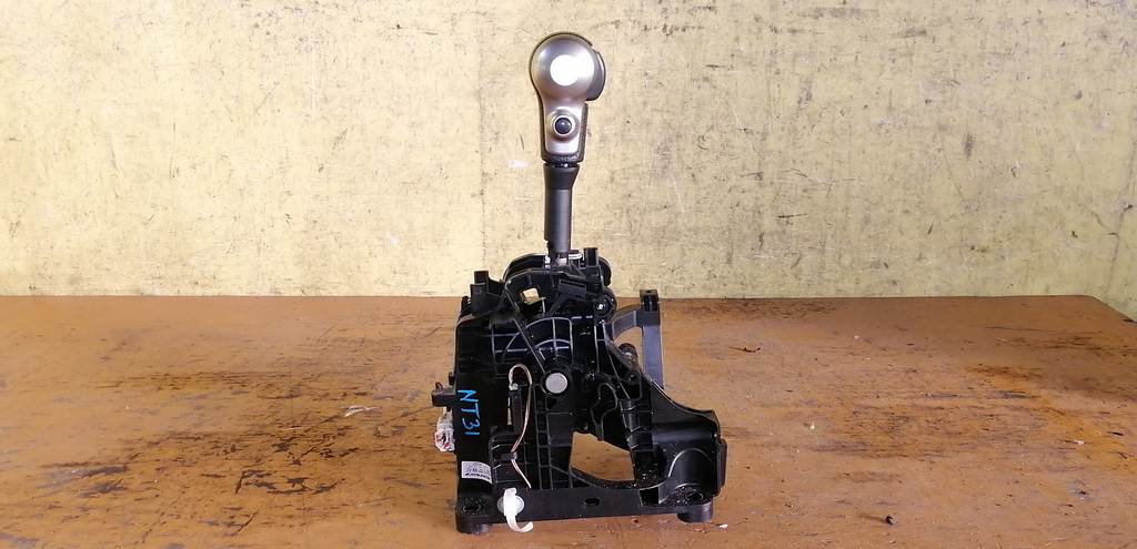 селектор акпп Nissan X-Trail 0