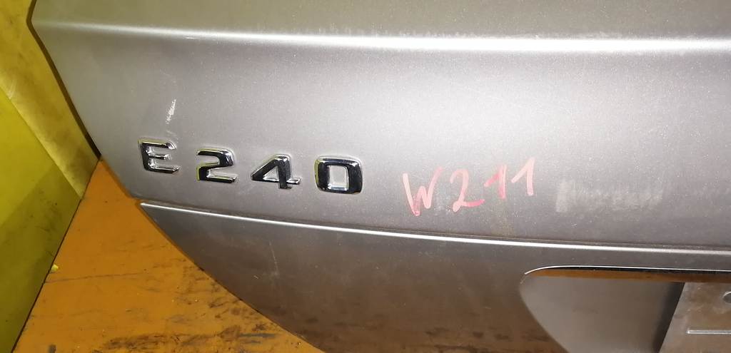 MERCEDES-BENZ W211 КРЫШКА БАГАЖНИКА Mercedes-Benz E-Class 1