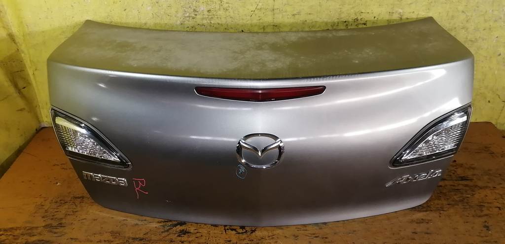 крышка багажника Mazda Axela 0
