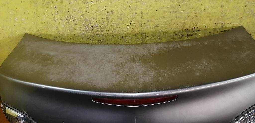 крышка багажника Mazda Axela 3