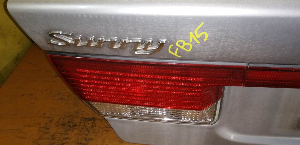 SUNNY FB15 КРЫШКА БАГАЖНИКА Nissan Sunny 1