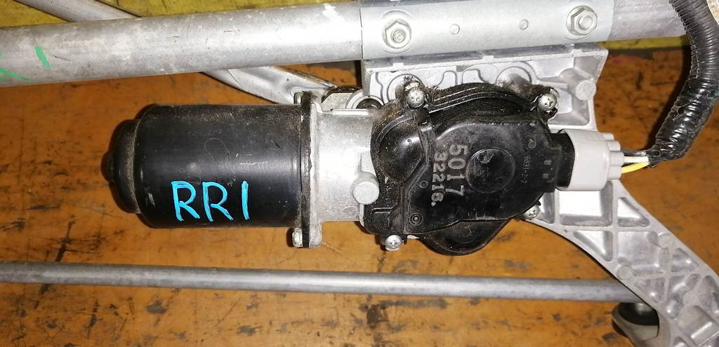 ELYSION RR1 ТРАПЕЦИЯ+МОТОР ДВОРНИКОВ Honda Elysion 1