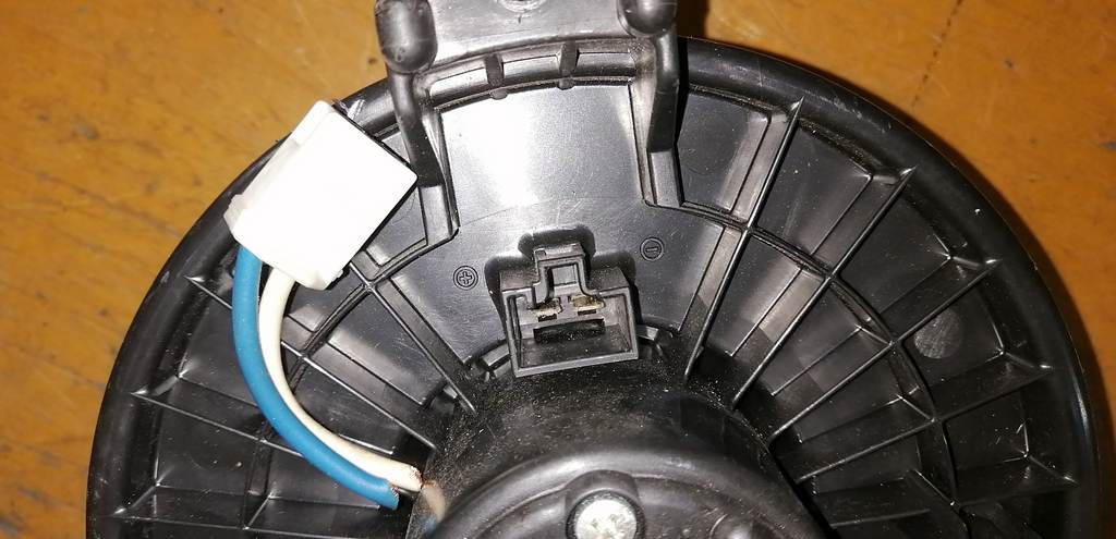 FREED GB3 МОТОР ПЕЧКИ Honda Freed 1