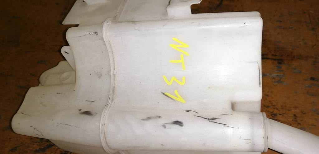 X-TRAIL NT31 БАЧОК ОМЫВАТЕЛЯ С МОТОРЧ. Nissan X-Trail 1