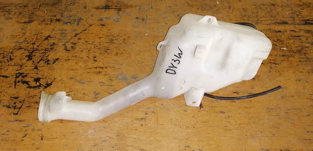 бачок омывателя Mazda Demio 0