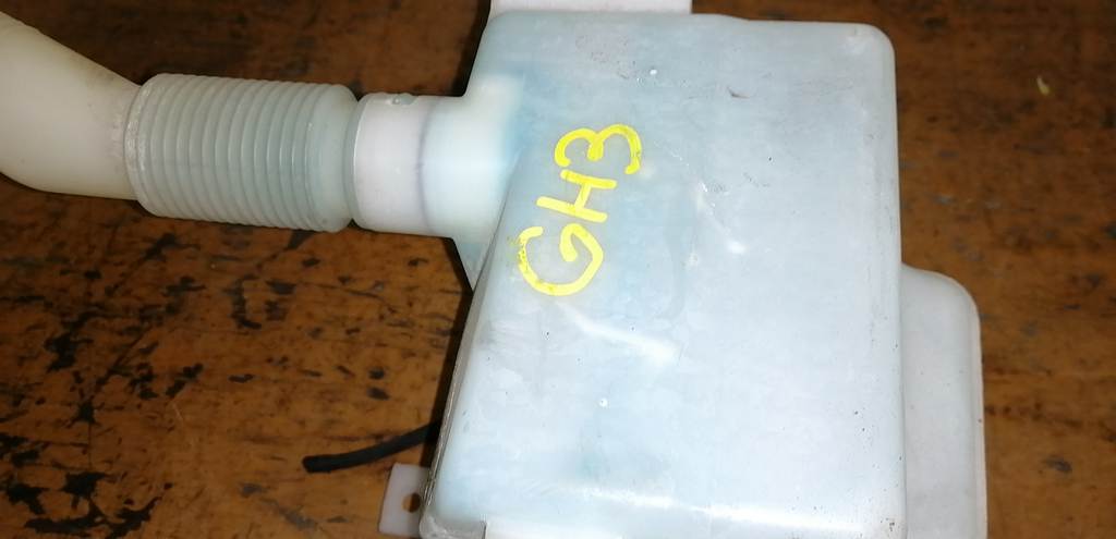 IMPREZA GH3 БАЧОК ОМЫВАТЕЛЯ С МОТОРЧ. Subaru Impreza 1