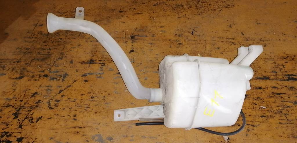 бачок омывателя Nissan Note 0