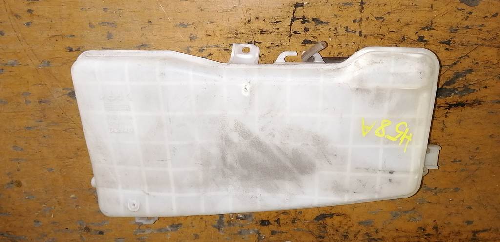 бачок омывателя Mitsubishi Pajero Mini 0