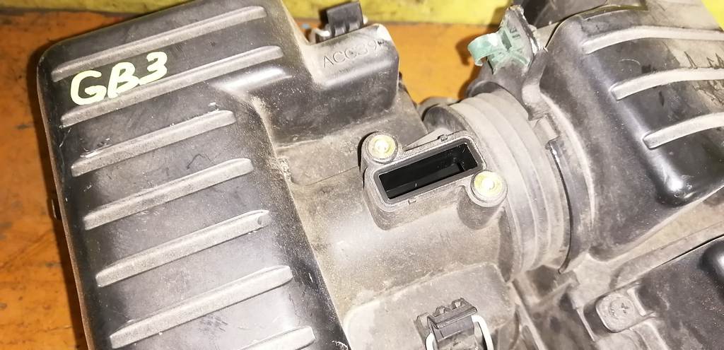 FREED GB3 КОРПУС ВОЗДУШНОГО ФИЛЬТРА Honda Freed 1