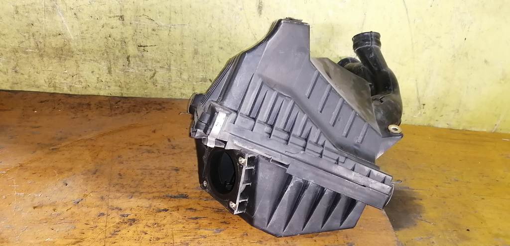 SUNNY FB15 КОРПУС ВОЗДУШНОГО ФИЛЬТРА Nissan Sunny 1