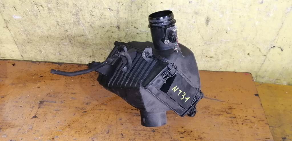 корпус воздушного фильтра Nissan X-Trail 0