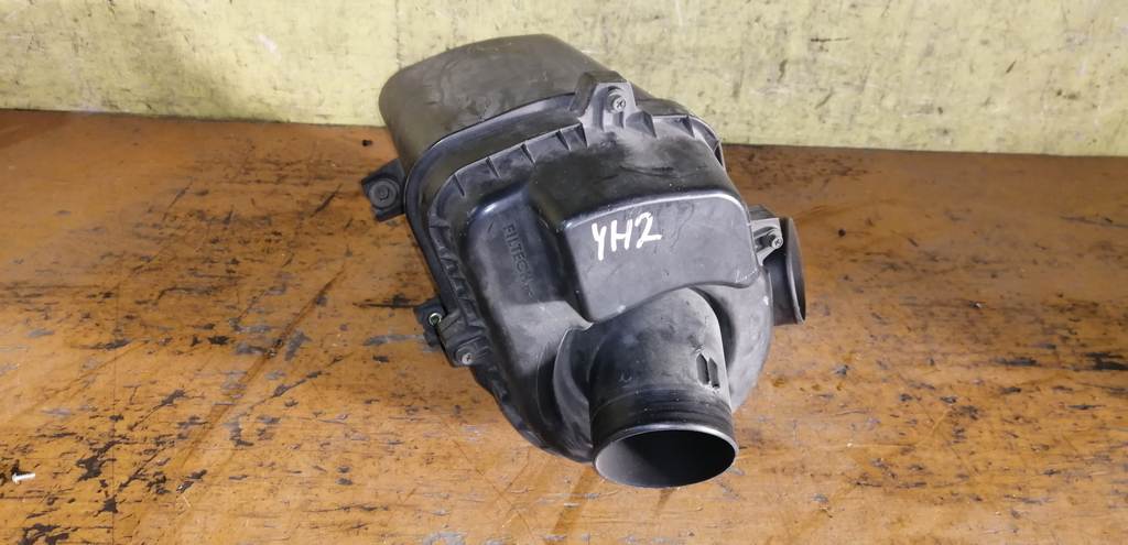 корпус воздушного фильтра Honda Element 0