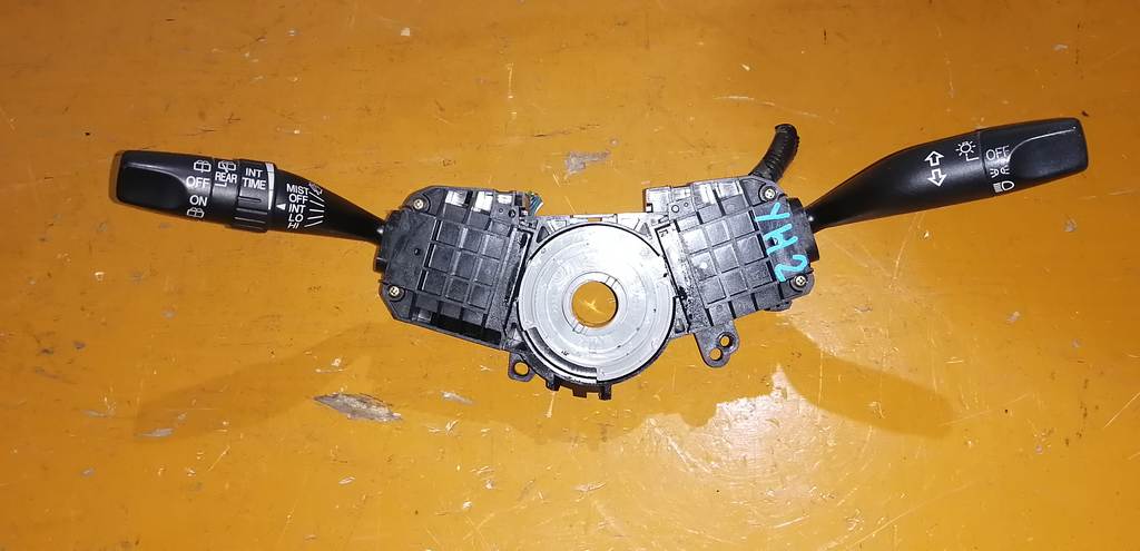 переключатель поворотников и света Honda Element 0
