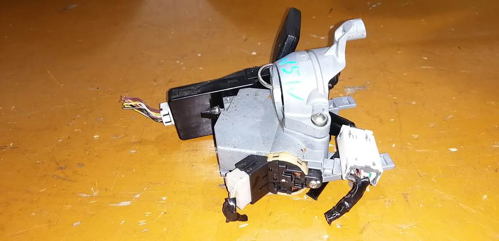 замок зажигания Mitsubishi Outlander 3