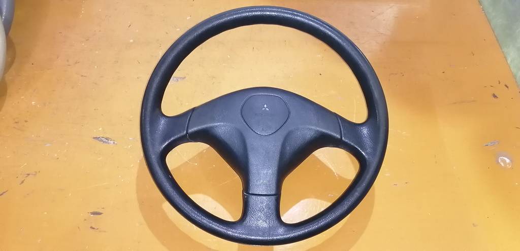 airbag водительский Mitsubishi Pajero Mini 0